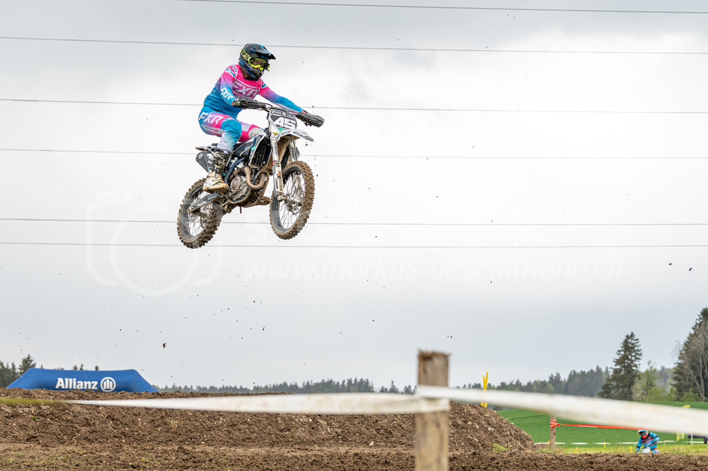 Motocross Schlatt bei Winterthur - 30. April 2022 | Motocross Schlatt bei Winterthur
MC Wila, Schlatt bei Winterthur
Bild: Sportfotografie Markus Aeschimann | www.markus-aeschimann.ch - Realisiert mit Pictrs.com