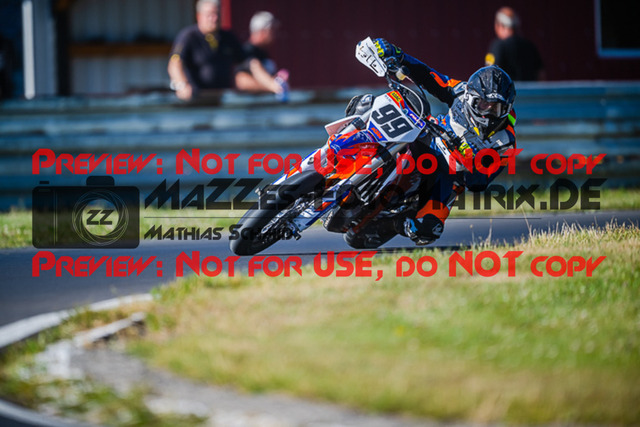 MaZZes_FotoMatrix_220702_1633-2 | S4