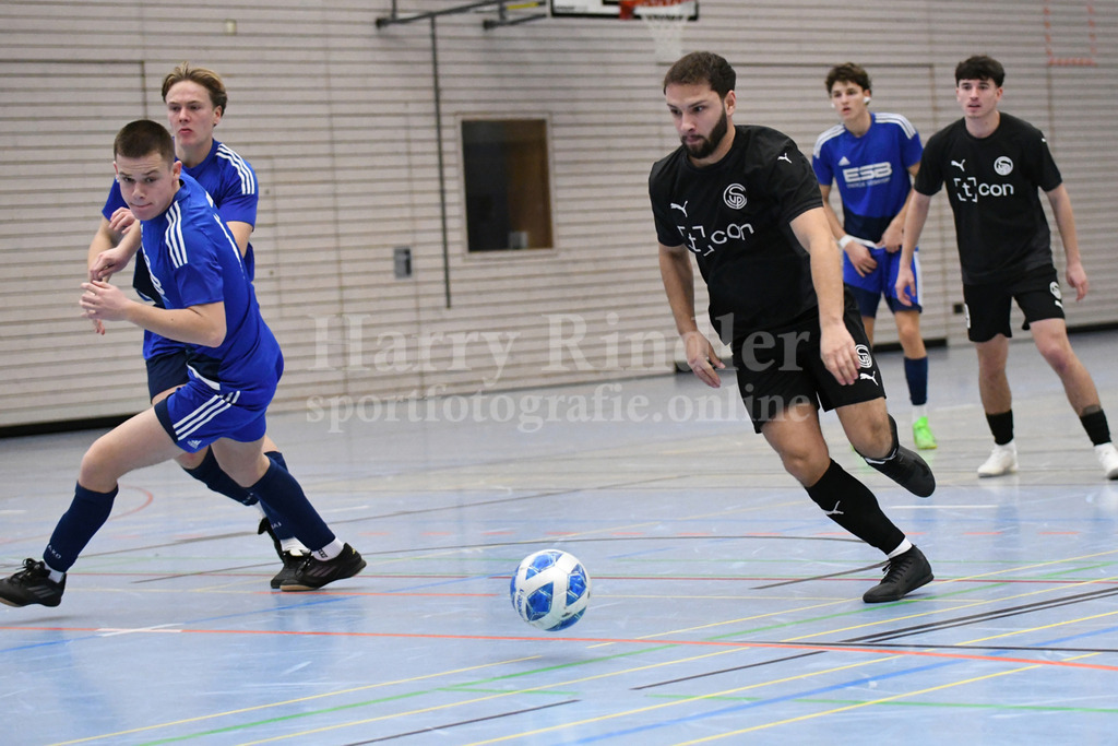 Hallen Kreismeisterschaft Deggendorf | Jan Karabas (SpVgg Plattling) gegen den TSV Metten - Realisiert mit Pictrs.com