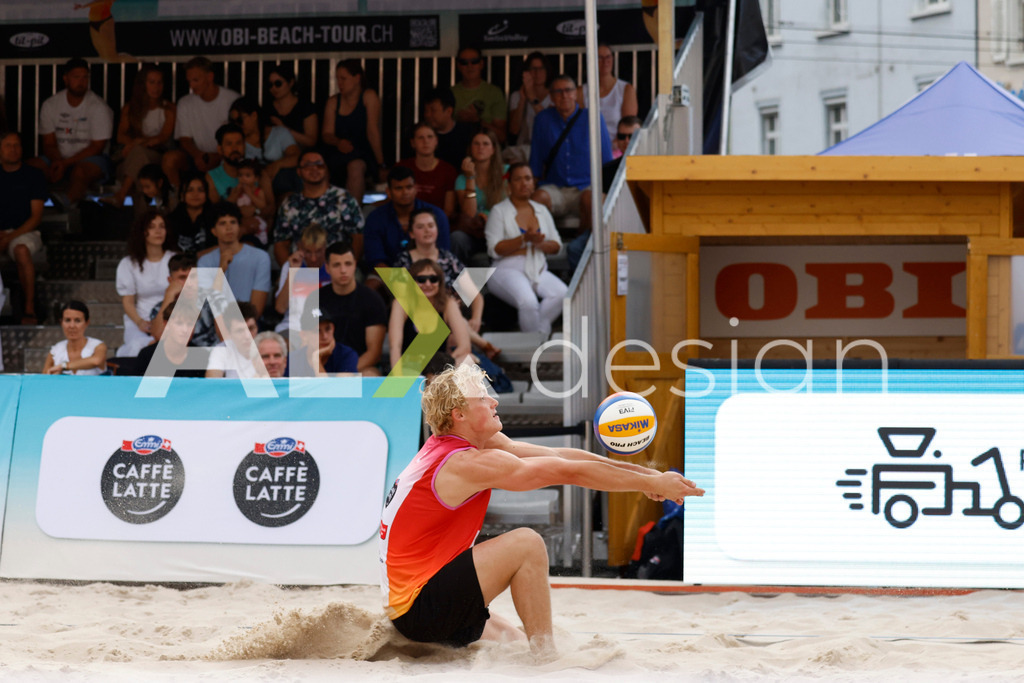 Obi BeachTour 2026 - Basel | BASEL, SWITZERLAND - JULY 18: JACOB HEJLSVIG PETERSEN (DEN) during the Obi BeachTour 2026 match between NAPIER / PETERSEN (DEN) and HAGENBUCH / HAUSSENER (SUI) at Barfüsserplatz on July 18, 2026 in Basel, Switzerland. - Realisiert mit Pictrs.com