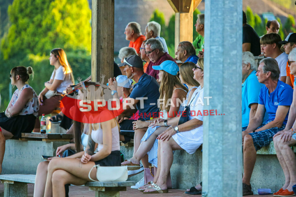 ASKÖ Wölfnitz - WSG Radenthein 2-2, Unterliga West | Zuschauer ASKÖ Wölfnitz - WSG Radenthein 2-2 am 20.08.2023 in Wölfnitz
(Sportplatz), Austria, (Photo by Ernst Krawagner sport-fan.at) - Realisiert mit Pictrs.com