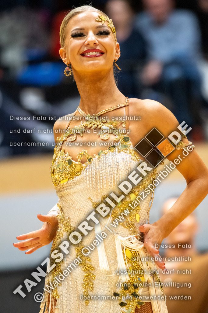 20260328-03382 | Hier finden Sie Tanz Bilder vom Latein und Standard Formationen tanzen. Sportbilder vom Tanzsport. Schöne Fotos und von Weltmeisterschaft, Europameisterschaft, Bundesliga, Regionalliga, Oberliga und Landesliga sowie von GOC Stuttgart, DanceComp, WM Bremen
