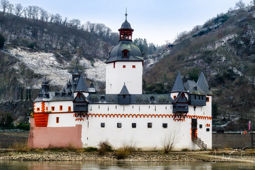 Burg Pfalzgrafenstein im Winter Portrait | Online Foto-Shop von André Engelhardt, Filmemacher und Fotograf. Fine Art Prints, Kunstdrucke, Fotogeschenke, Souvenirs von Mosel, Rhein und mehr. 