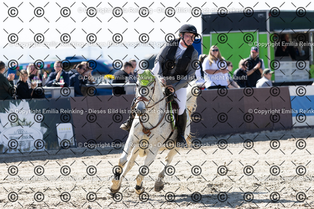 CL5A5598 | Emilia Reinking Fotografie - Realisiert mit Pictrs.com