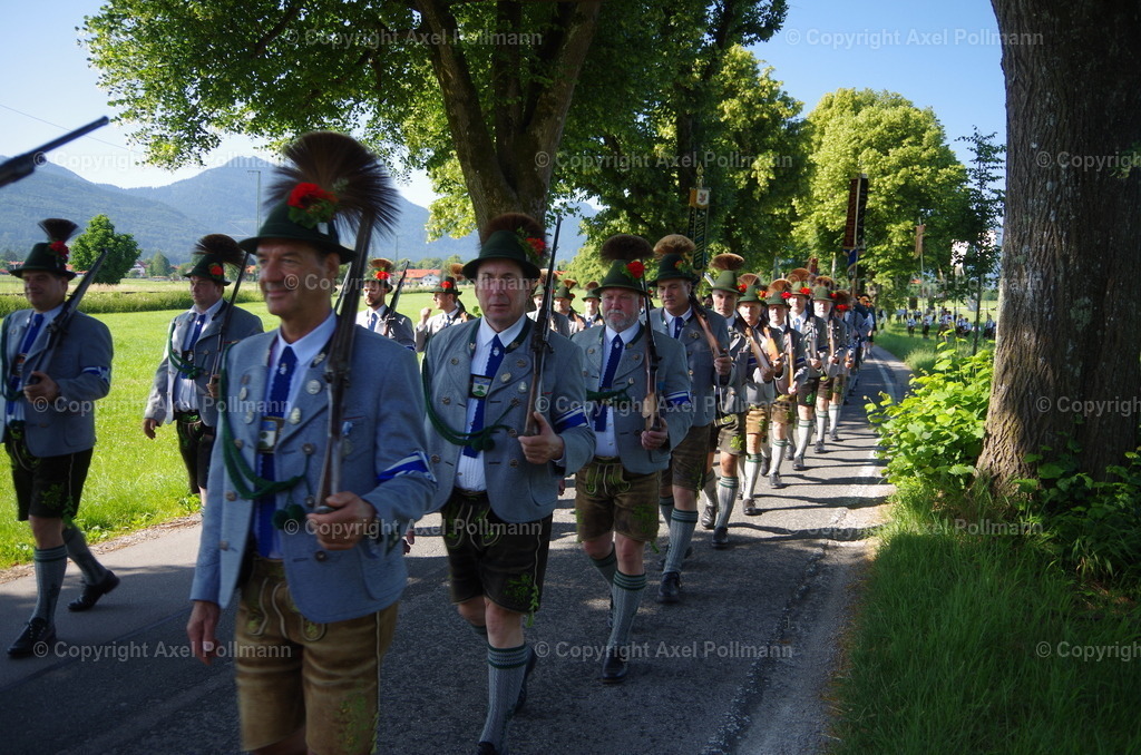 IMGP4851 | fotografiert von Axel PollmannLeonhardi Wallfahrt Benediktbeuern und Murnau, Fronleichnam, Fasching, Landschaft im Loisachtal und Benediktbeuern  - Realisiert mit Pictrs.com