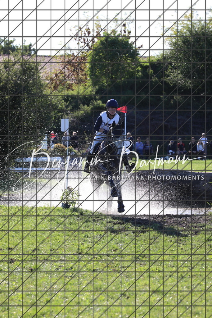 AZ2A1252 | Benjamin Bartmann Photomoments