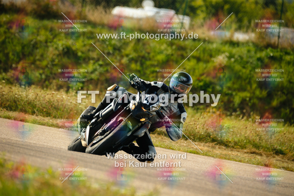 _MOT5993 | Hier findet Ihr Bilder von Touristenfahrten auf der Nürburgring Nordschleife oder von anderen Veranstaltungen die ich besucht habe. Viel Spass beim Durch Schauen 