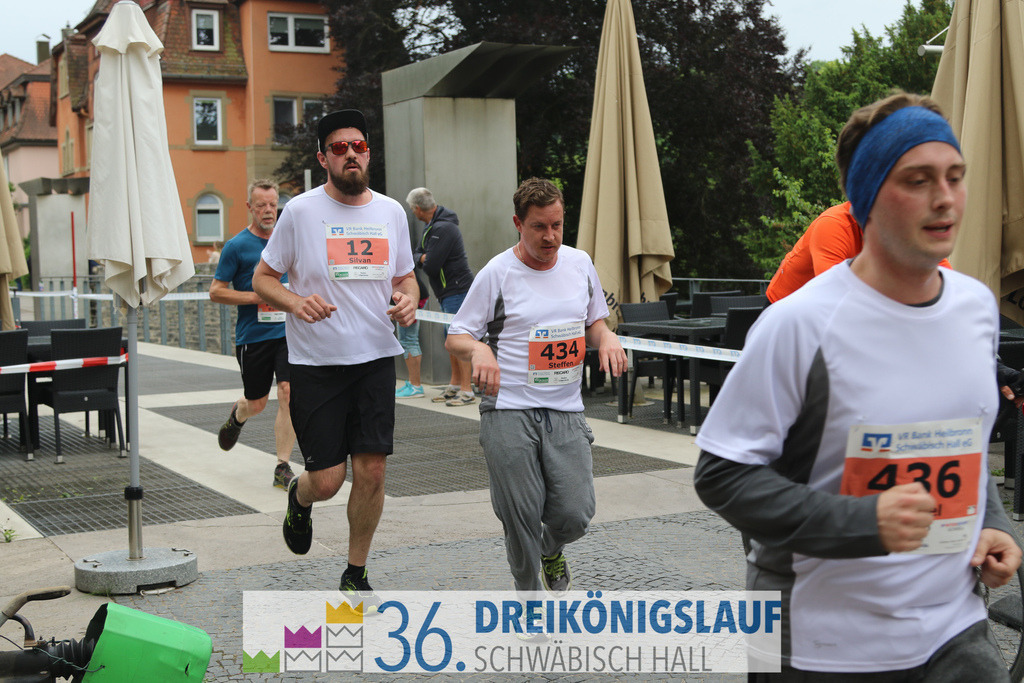 VR Bank Hauptlauf 10km | 3königslauf 2022 VR Bank Hauptlauf - Realisiert mit Pictrs.com