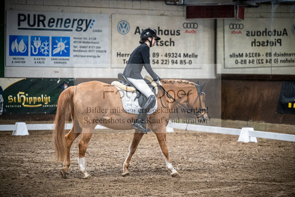 DOS_1723 | Entdecke hochwertige Reitturnierfotos von Foto Oger. Professionell, emotional und authentisch – jetzt Lieblingsmomente im Shop bestellen.Deutschlandweite Turnierfotografie. - Realisiert mit Pictrs.com