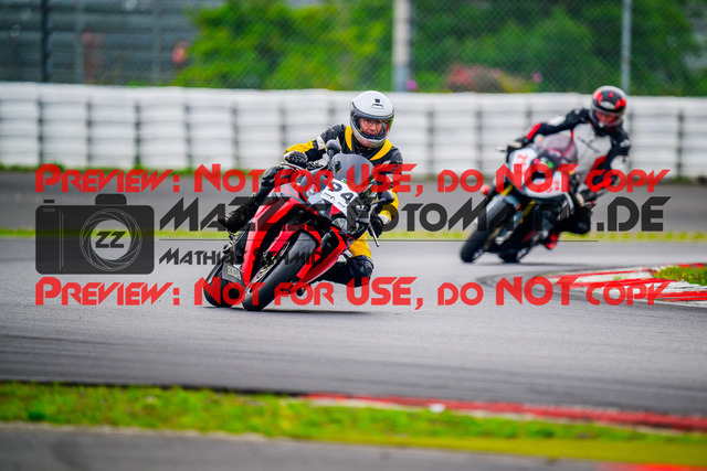 MaZZes_FotoMatrix_240804_6007705_5609 | Fotograf Mathias Schmid
Sportfotograf,
Eventfotograf,
Hochzeitsfotograf,
Portraitfotograf