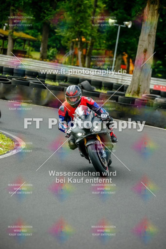 VBK-3999 | Hier findet Ihr Bilder von Touristenfahrten auf der Nürburgring Nordschleife oder von anderen Veranstaltungen die ich besucht habe. Viel Spass beim Durch Schauen 