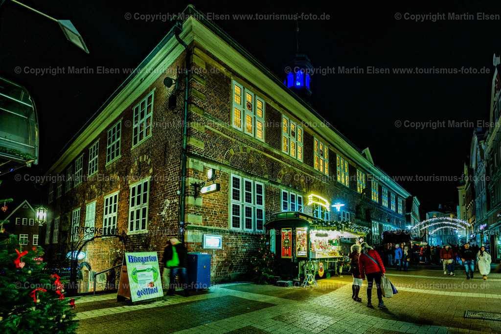 Stade Rathaus Weihnachtsmarkt_ELS_7803291124 | Fotos aus den Touristenorten aus Norddeutschland. - Realisiert mit Pictrs.com