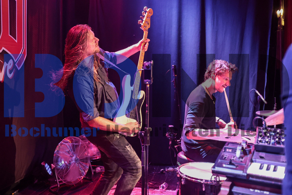 SES_DIODOR20250912-99 | bond - Realisiert mit Pictrs.com