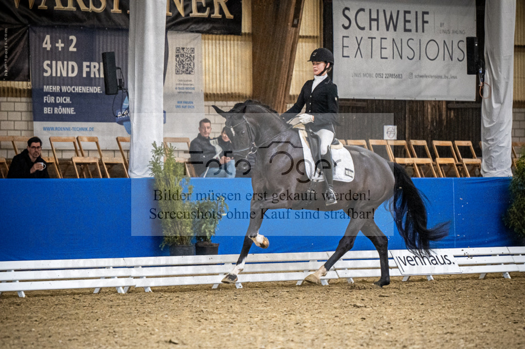DOS_1101 | Entdecke hochwertige Reitturnierfotos von Foto Oger. Professionell, emotional und authentisch – jetzt Lieblingsmomente im Shop bestellen.Deutschlandweite Turnierfotografie. - Realisiert mit Pictrs.com