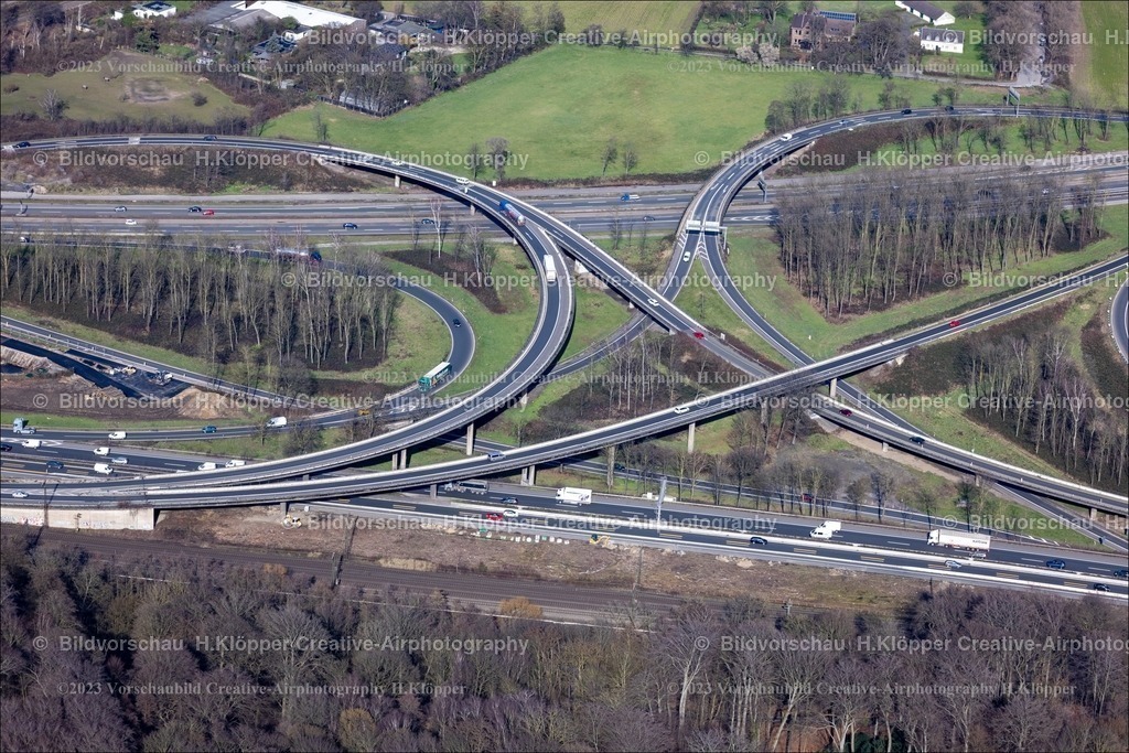 Luftbild Duisburg Autobahnkreuz Kaiserberg A3_A40-1784_prot | Luftbild Duisburg,Autobahnkreuz Kaiserberg A40,,A3 2023,Luftbildfotografie Hermann Klöpper/ Creative-Airphotography - Realisiert mit Pictrs.com