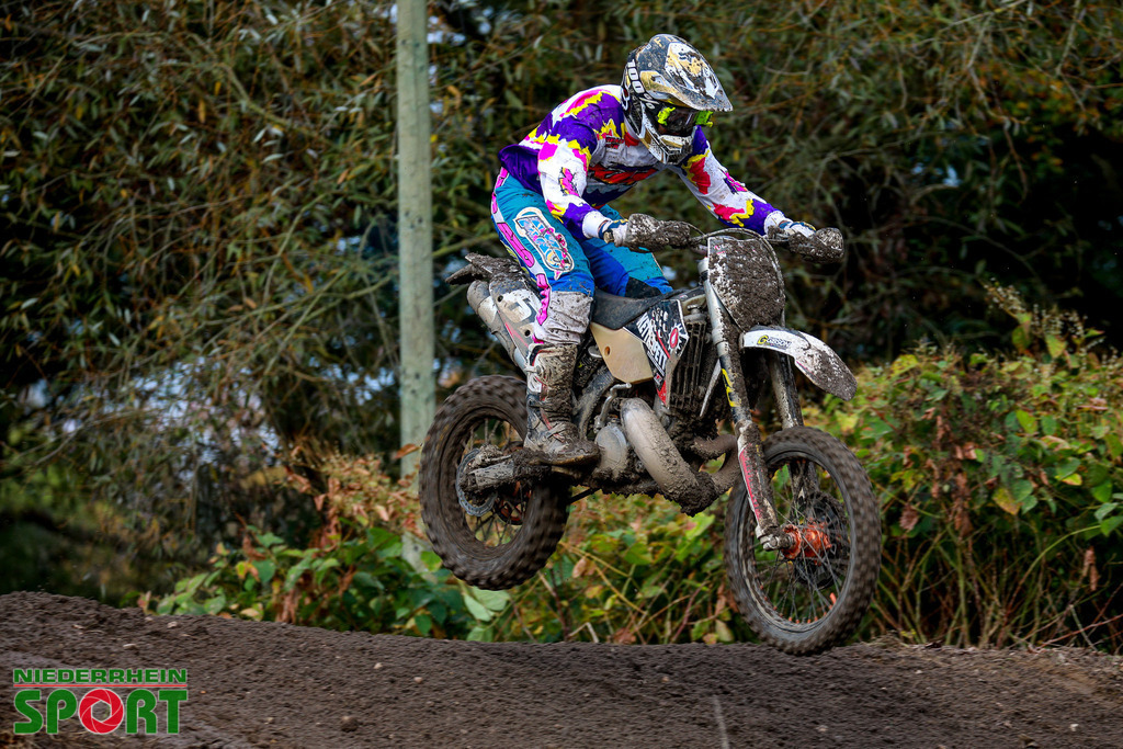 OpenTrack2024_Sonntag_Hobbyfahrer_073 | Bildergalerie von Sport-Ereignissen aber auch von weiteren spannenden Dingen - nicht nur vom Niederrhein. In Anlehnung an den bekannten Spruch von Hanns Dieter Hüsch heißt das Motto: "Niederrhein ist überall".  - Realisiert mit Pictrs.com