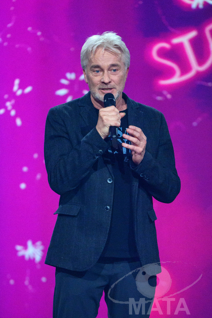 _DWA1431 | Werner Schmidbauer bei '30 Jahre Sternstunden-Gala 2023' in der Frankenhalle. Nürnberg, 15.12.2023 - Realisiert mit Pictrs.com