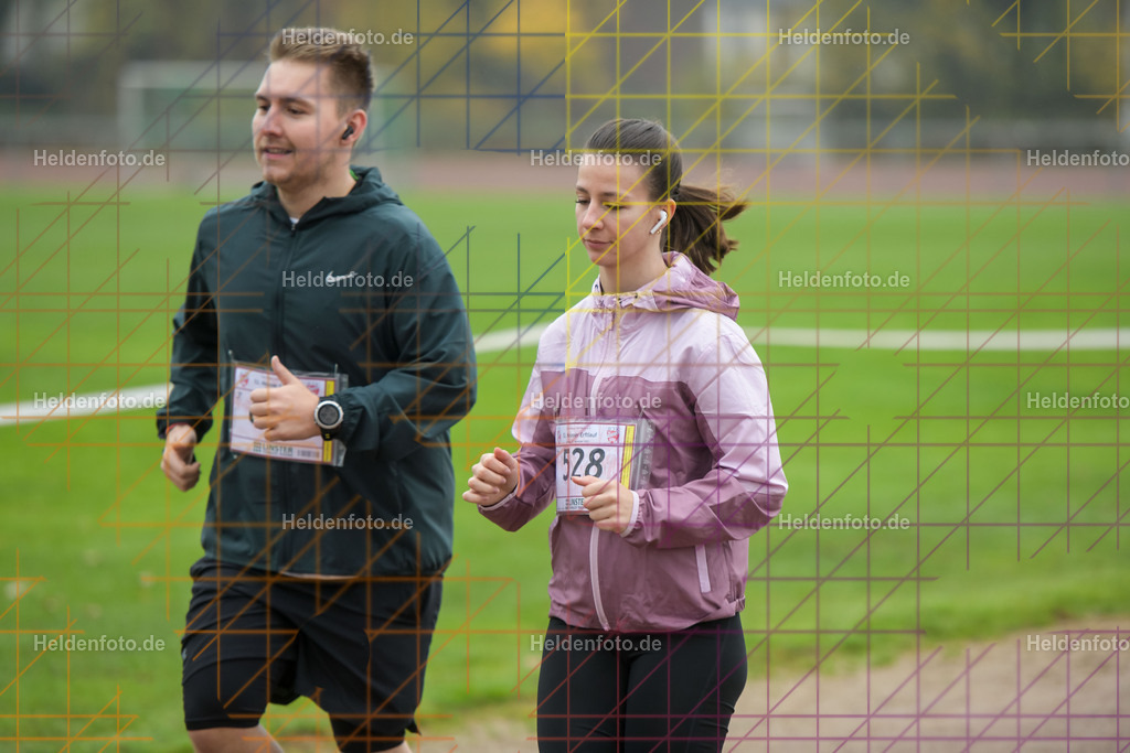 Neusser Erftlauf 2025  | 15km Neusser Erftlauf 2025 Foto: Heldenfoto.de