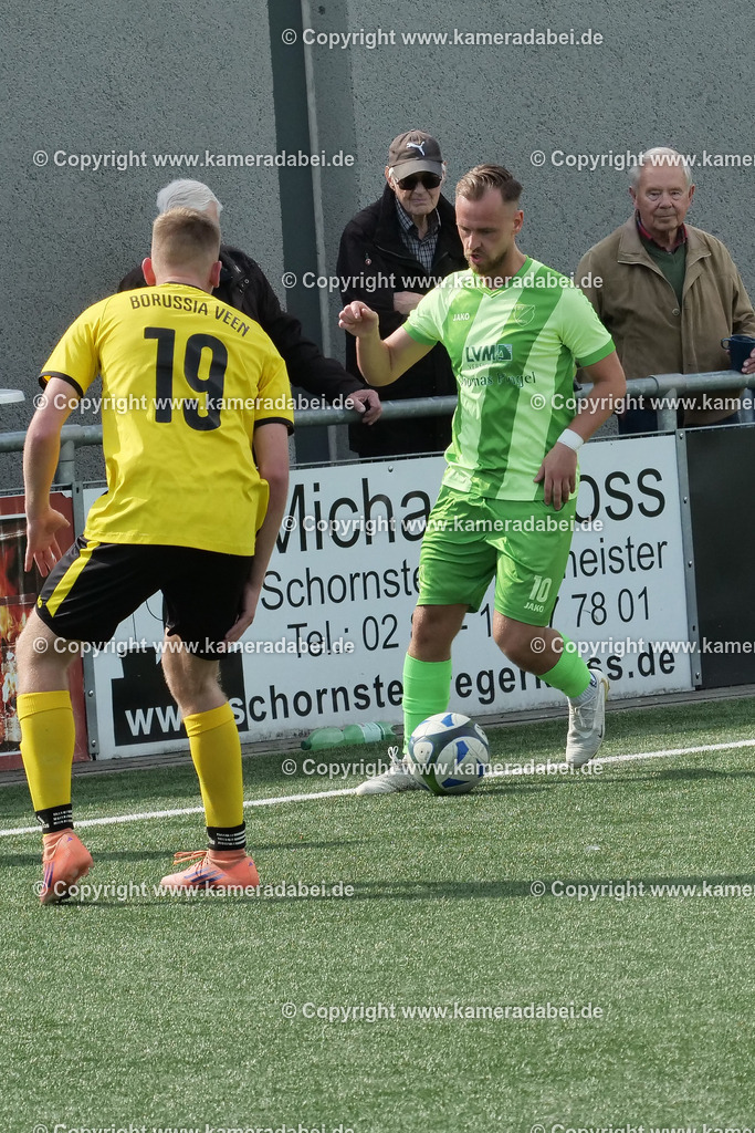 Fußball : Bezirksliga : SV 08/29 Friedrichsfeld - Borusia Veen am 10.05.2026 in Voerde Friedrichsfeld | Fußball : Bezirksliga : SV 08/29 Friedrichsfeld - Borusia Veen am 10.05.2026 in Voerde Friedrichsfeld - Realisiert mit Pictrs.com