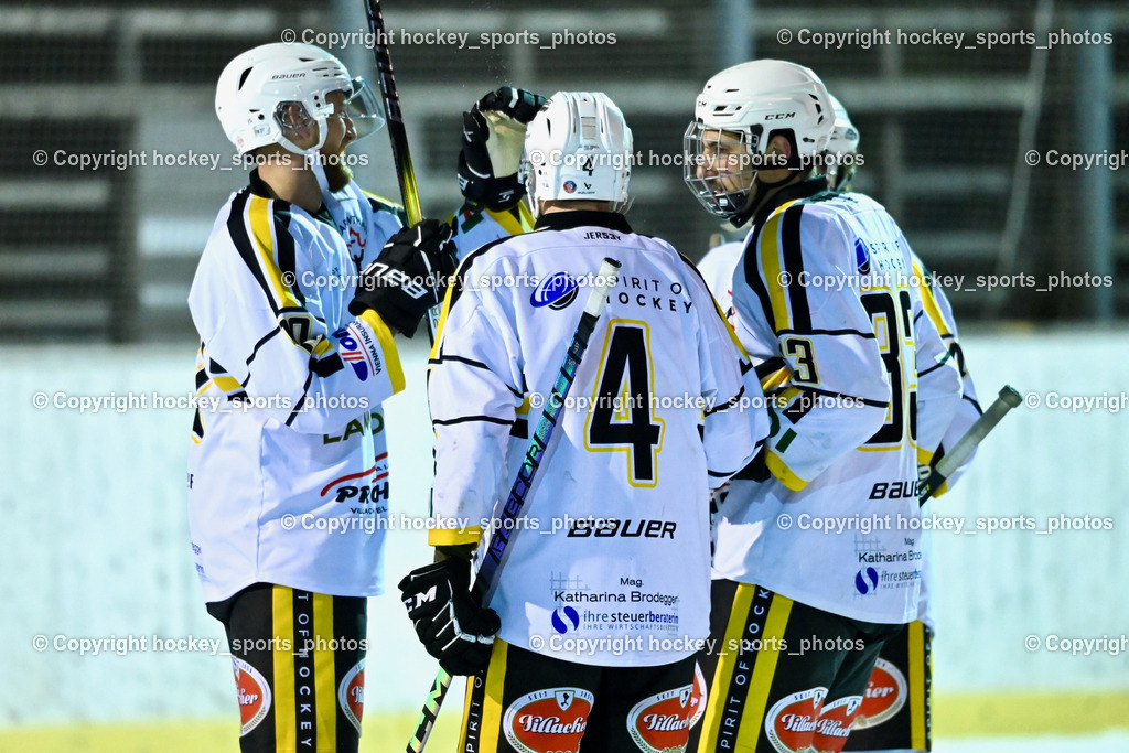 EC Kellerberg vs. Carinthian Team 28.1.2024 | Jubel Carinthian Team Mannschaft, #4 Prohinig Lukas, #10 Retter Sebastian, #83 Gausterer Thomas