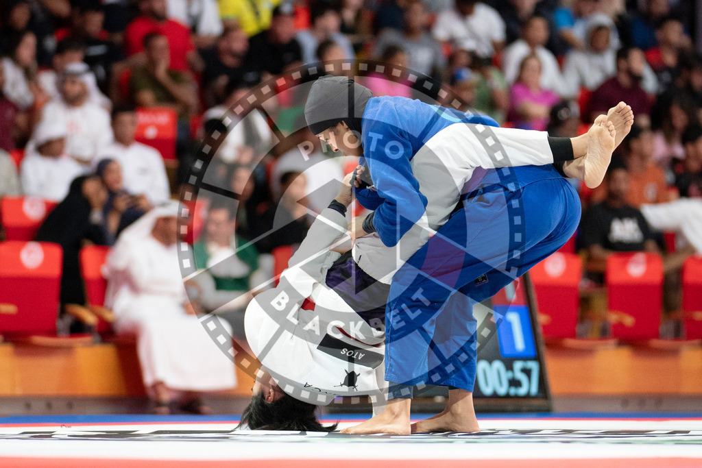20231109PBB6516 | Fighters compete during the AJP World Professional Championship in the Mubadala Arena in Abu Dhabi, Arab United Emirates, on November 9, 2023.