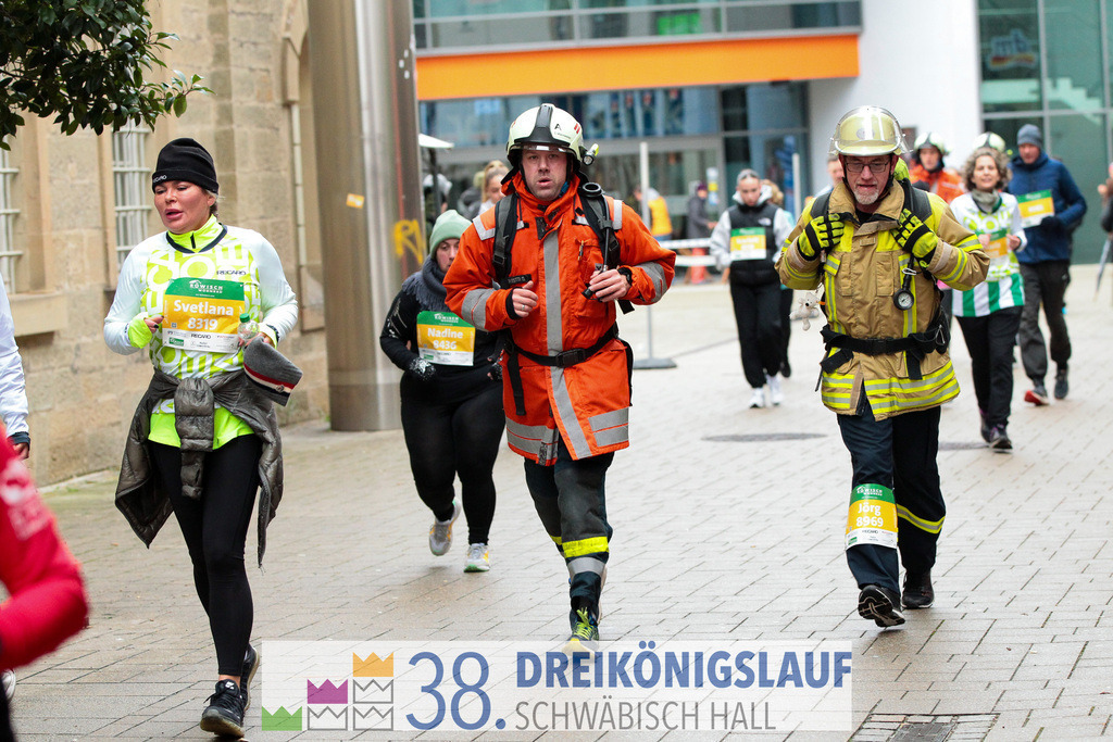 5km Roewisch Wohnbau Cup | 3 Koenigslauf 2024 5km Roewisch Wohnbau Cup - Realisiert mit Pictrs.com