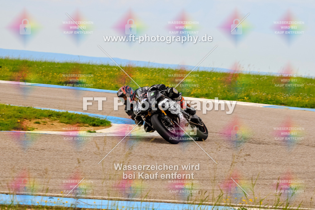 MotoTeam-2613 | Hier findet Ihr Bilder von Touristenfahrten auf der Nürburgring Nordschleife oder von anderen Veranstaltungen die ich besucht habe. Viel Spass beim Durch Schauen 