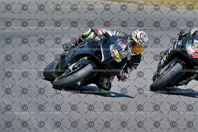 25bt04-0693 | markuskiefer.com - Realisiert mit Pictrs.com
