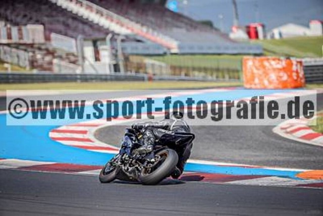 pube5072 | Professionelle Fotos von Sportveranstaltungen, aber auch Hochzeiten und anderen Events. - Realisiert mit Pictrs.com