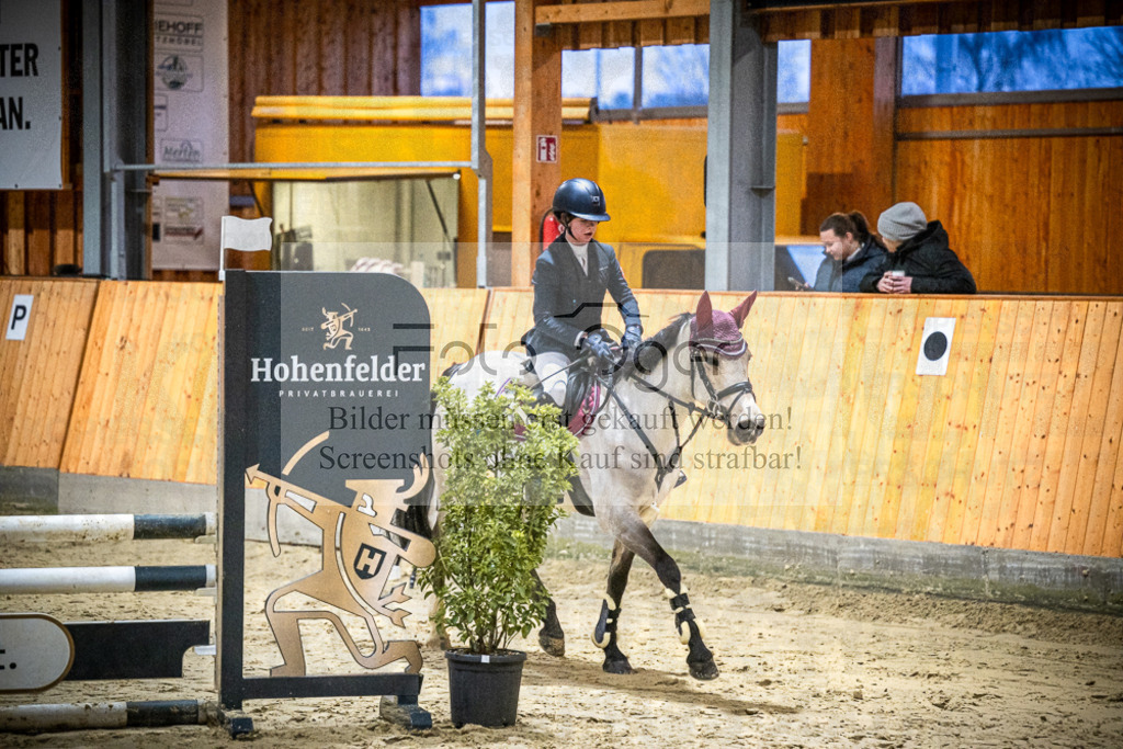 DOS_0036 | Entdecke hochwertige Reitturnierfotos von Foto Oger. Professionell, emotional und authentisch – jetzt Lieblingsmomente im Shop bestellen.Deutschlandweite Turnierfotografie. - Realisiert mit Pictrs.com