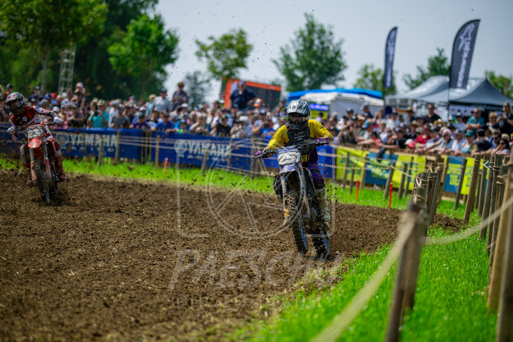 MX 2 (331) | Paeschuphoto Shop - Wer nicht sucht der auch nicht findet.Ob Motocrossbilder oder von einem besuchtem Spiel, Hauptsache Action. - Realisiert mit Pictrs.com