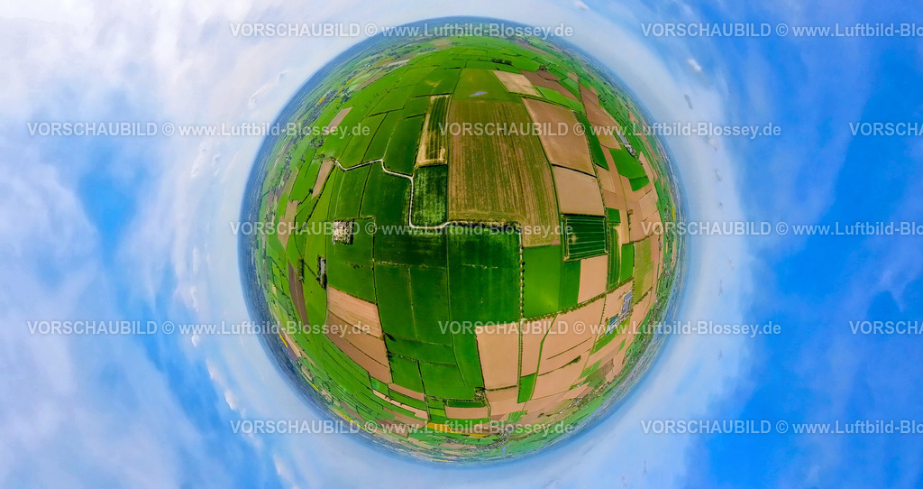 Kleve240490027Rheinniederungen | Luftbild, Rheinniederungen mit kachelförmigen Wiesen und Feldern, Formen und Farben, Erdkugel, Fisheye Aufnahme, Fischaugen Aufnahme, 360 Grad Aufnahme, tiny world, little planet, fisheye Bild, , Kranenburg, Niederrhein, Nordrhein-Westfalen, Deutschland