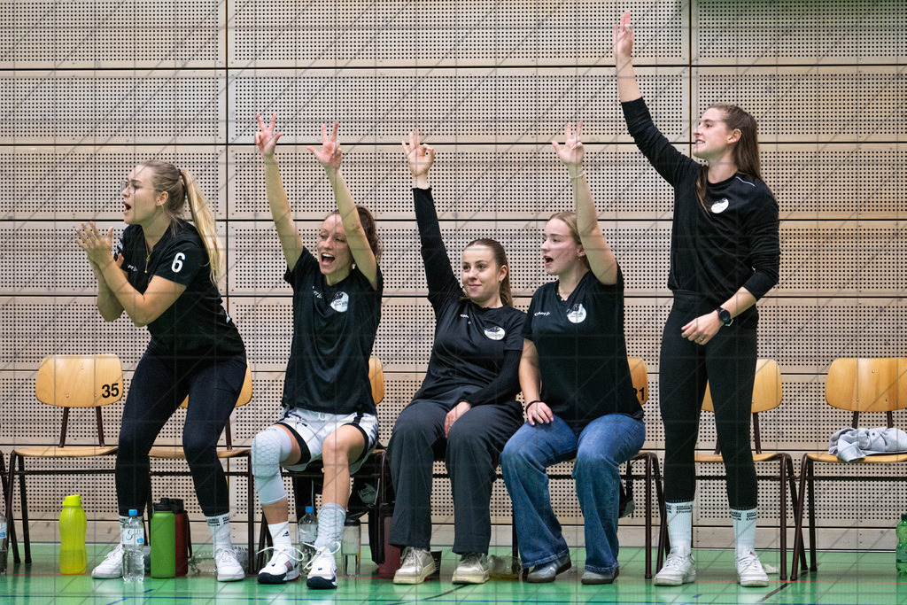 2. DBBL Nord 24/25 | 20.10.2024 | BBC OS vs. Eimsbütteler TV | 2. DBBL Nord 24/25 | 20.10.2024 | BBC OS vs. Eimsbütteler TV - - - - - CREDIT, www.bullenfotos.de, Martin König, Hörner Weg 40, D-49078 Osnabrück, +4917663732967, Nutzung und Weitergabe nur zu den vereinbarten Zwecken. Presseanfragen an Urheber. Alle Rechte beim Urheber. - - - - - - Realisiert mit Pictrs.com