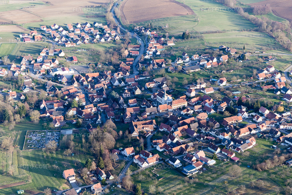 Aerial view: View of the town in Lampertsloch in the state Bas-Rhin, France.Photo: IMG_104946.jpg taken on 03/21/2018 by Werner Riehm/FLY-FOTO.comResolution of the original: 5472 x 3648 px