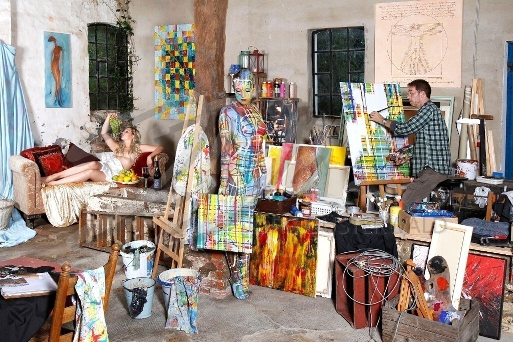 WorkingArt-KÜNSTLER_8470ab | #002 | Modell: Nina | Berufler: Jörg Düsterwald | Muse: Virgina | Foto: Tschiponnique Skupin - Realisiert mit Pictrs.com