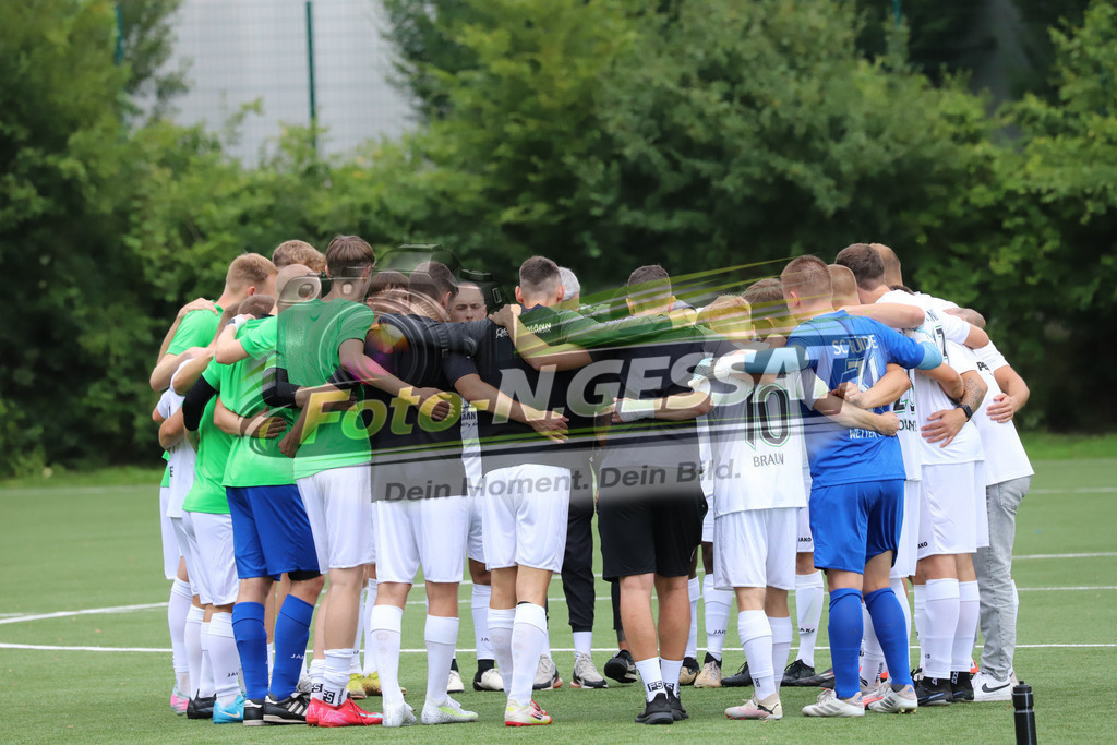 SC Bünde - BV 21 Stift-Quernheim | Auf dem Bild zu sehen: SC BündeSC Bünde, BV 21 Stift-Quernheim, Fistelmann Supercup, Hunnebrock, Deutschland  - Realisiert mit Pictrs.com