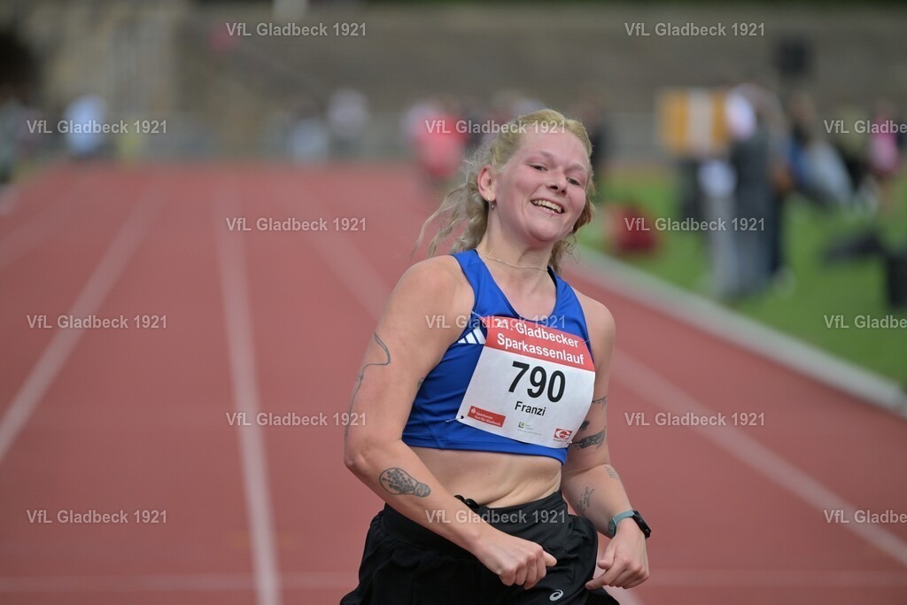 2026-08-23_Sparkassenlauf_10KM_KH_001211 | Die Fotografen - Realisiert mit Pictrs.com
