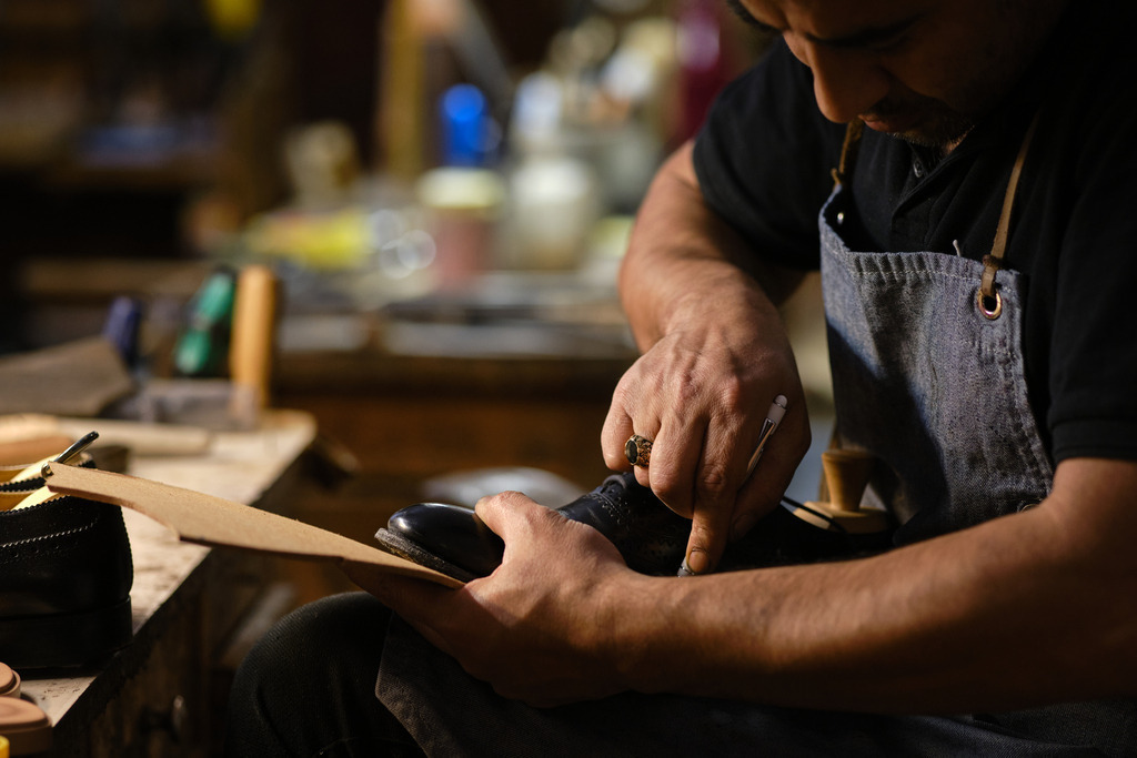 Scheer Maßschuhe | WIen, Austria - May 09, 2025; Scheer Maßschuhe in der Bräunerstrasse, Wien. - Realisiert mit Pictrs.com