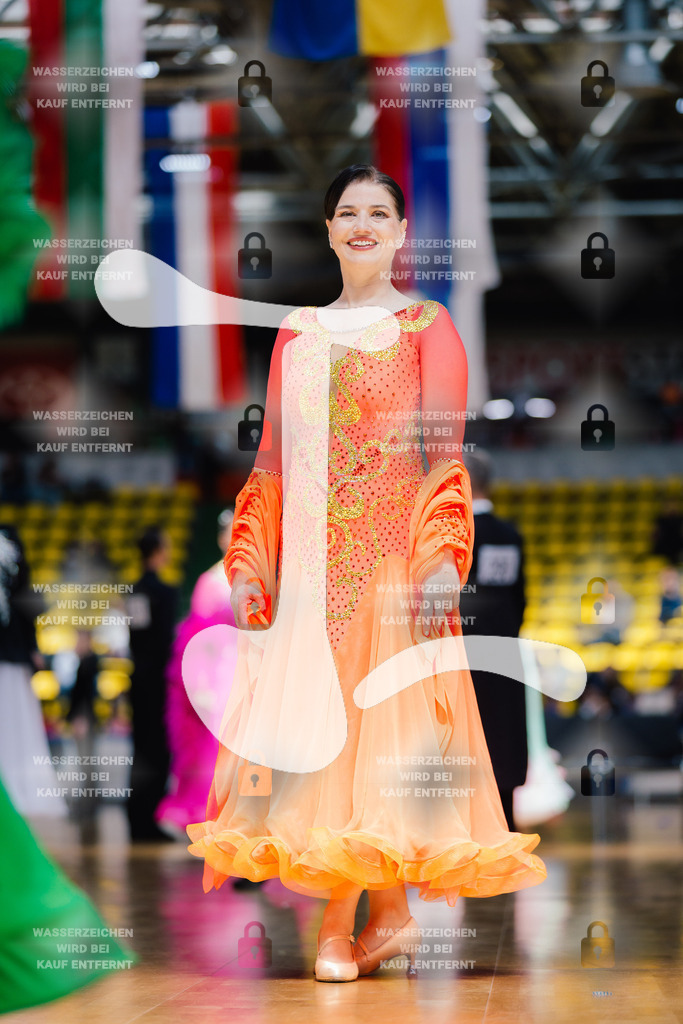 Hessen Tanzt WDSF Open Senior III Standard 127 (244) Werner Gabrisch _ Dorit Gabrisch (TSC Rot-Weiss Viernheim)-2025-05-17-7940 | Webshop for digital downloads and prints of dance sport, event & show photographer Julian Link - Realisiert mit Pictrs.com