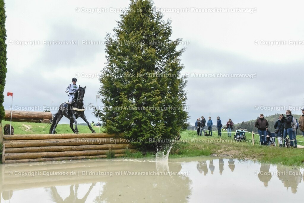 20230513_CCI2_Section2_Gelände_0226 | equistock