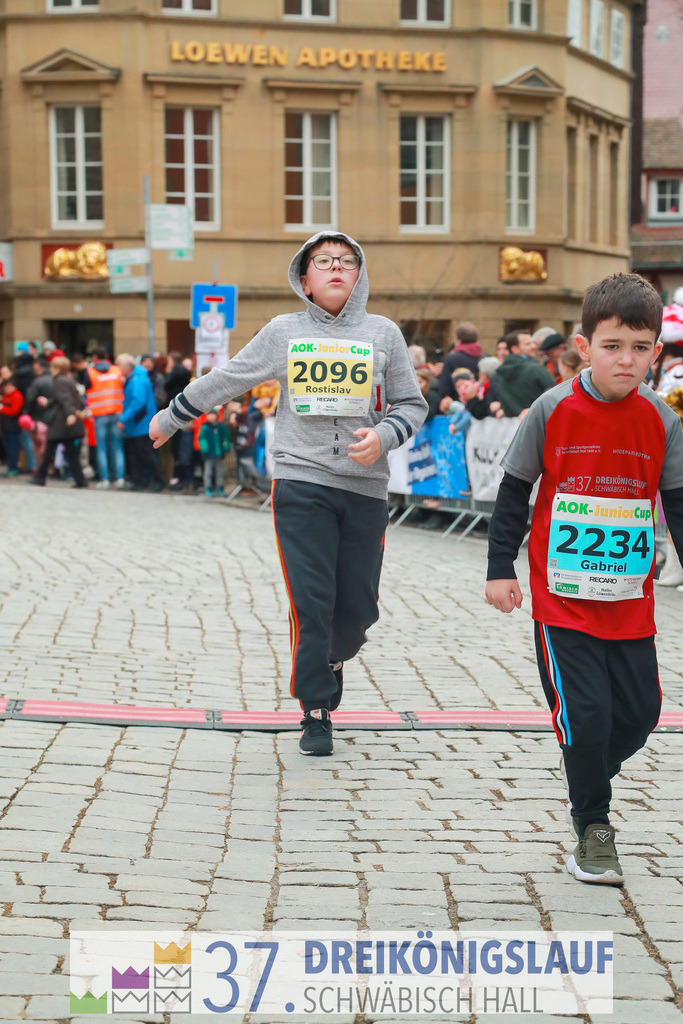 AOK JuniorCup 400m | 3Koenigslauf 2023 - Realisiert mit Pictrs.com