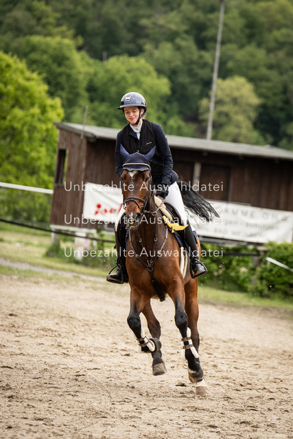 Bad_Meinberg_07182 | saradresslerfotografie - Realisiert mit Pictrs.com