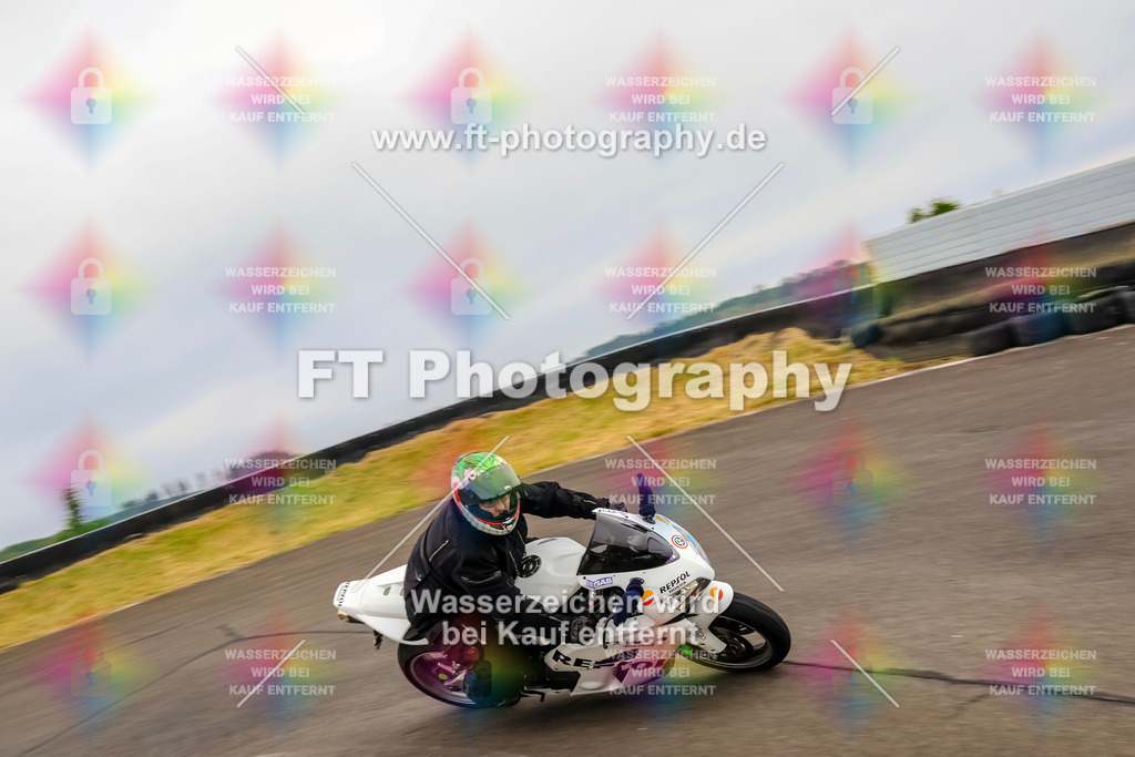 OBK-5982 | Hier findet Ihr Bilder von Touristenfahrten auf der Nürburgring Nordschleife oder von anderen Veranstaltungen die ich besucht habe. Viel Spass beim Durch Schauen 