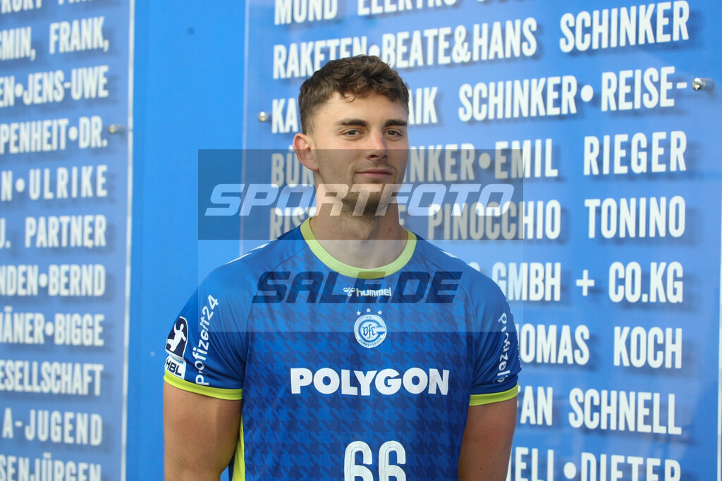 VfL Gummersbach Team 25/26 | Stepan Zeman, VfL Gummersbach Team 25/26 - © Sportfoto-Sale (MK) - Realisiert mit Pictrs.com