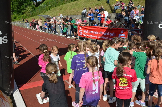 17-01-35_ | Meisterchip Fotoshop - Realisiert mit Pictrs.com