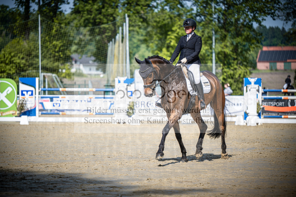DOS_1596 | Reitturnier Venne - Realisiert mit Pictrs.com