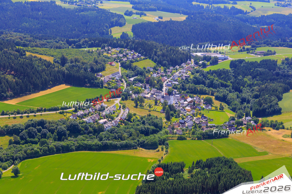 Die Luftaufnahme der Stadt Grafengehaig wurde vom UL-Flugzeug heraus erstellt ( keine Drohne )- hohe Auflösung für beste Qualität