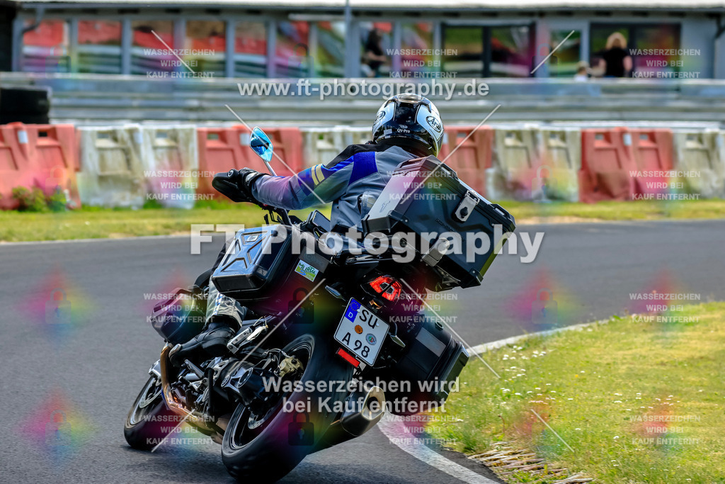 _OTO2420 | Hier findet Ihr Bilder von Touristenfahrten auf der Nürburgring Nordschleife oder von anderen Veranstaltungen die ich besucht habe. Viel Spass beim Durch Schauen 