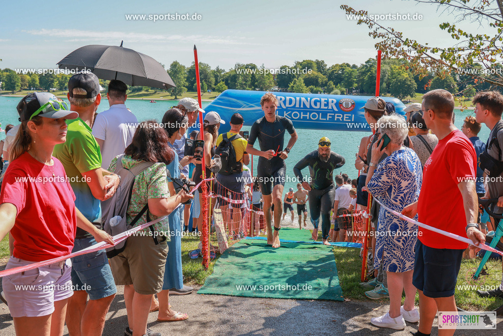 AR7_9113 | Karlsfeld Triathlon 2025 #karlsfeldtriathlon #karlsfeldtriathlon2025  #karlsfeldrace  #yourpictrs #triathlon_karlsfeld #tsveintrachtkarlsfeld #sportshot_your_pictrs @Sportshotphotography @Triathlon Karlsfeld - TSV Eintracht Karlsfeld Triathlon Copyright: www.sportshot.de