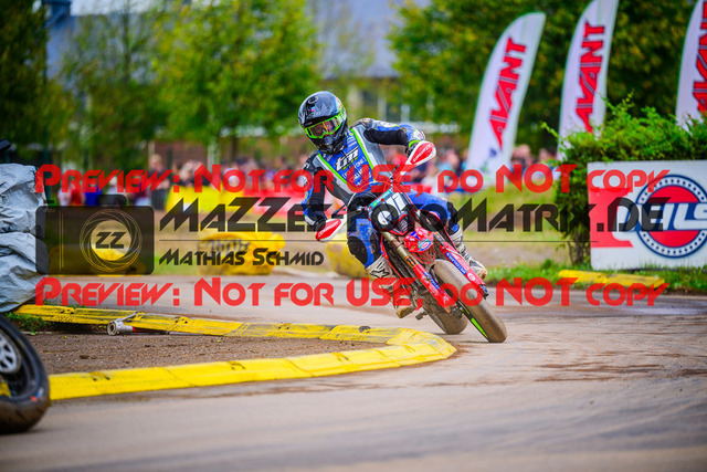 MaZZes_FotoMatrix_240818_6021986_8348 | S1